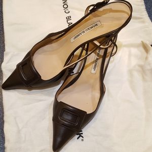 Manolo Blahnik Low Slingback Heels 41